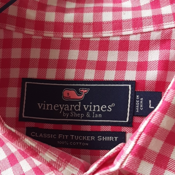 Vineyard Vines Classic Fit Tucker Shirt - Picture 2 of 2